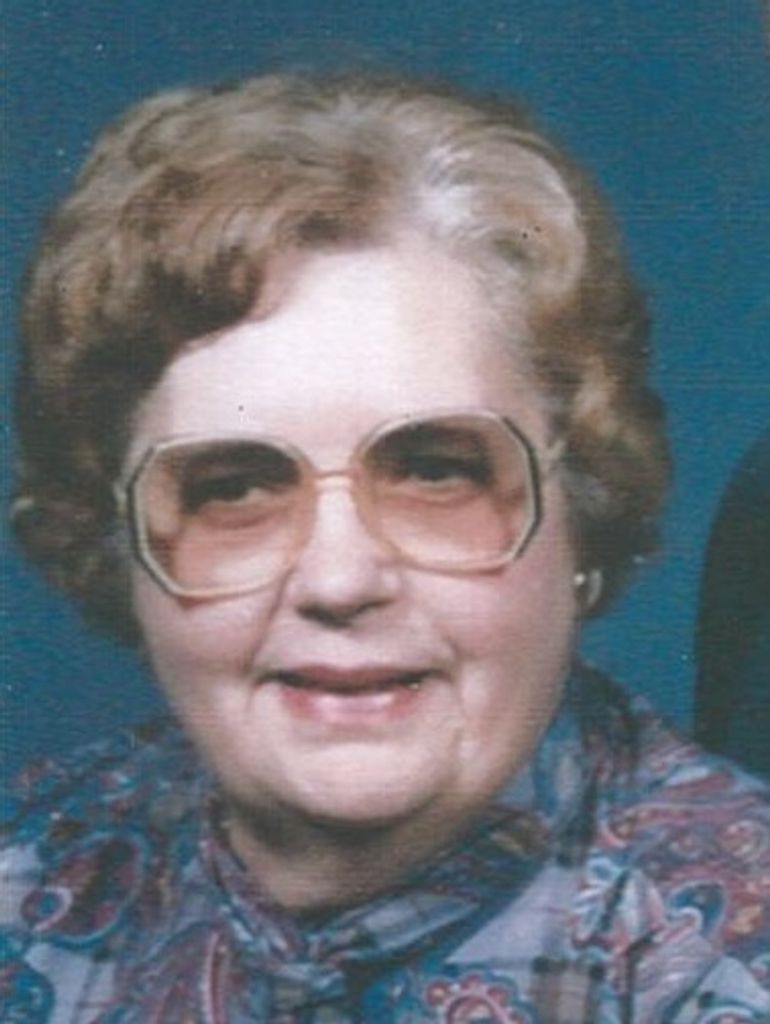 Margaret R (Lee)  Halavick