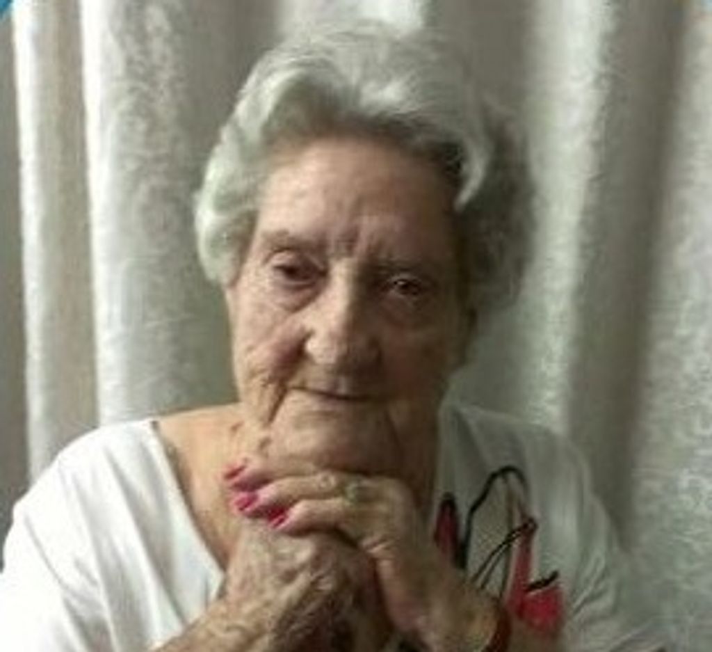 Mrs. Margaret Roach Brazell