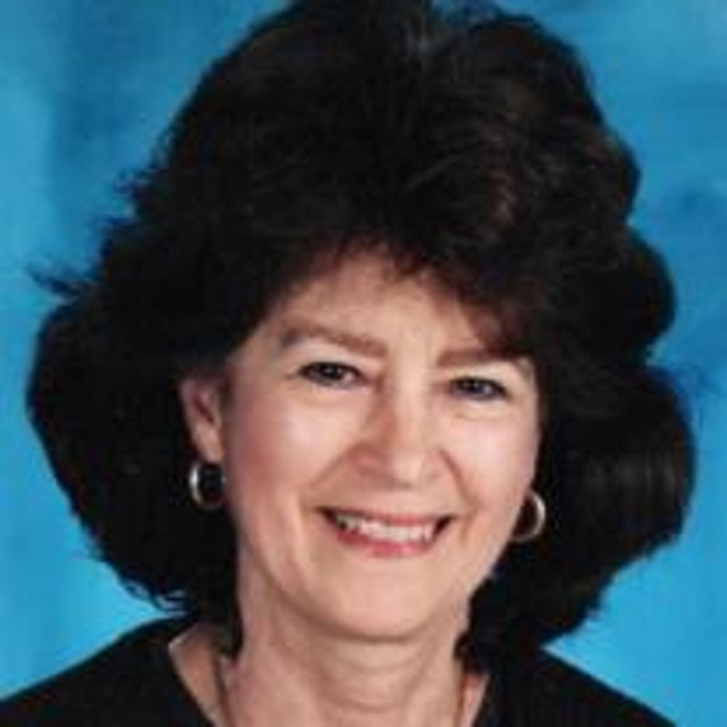 Mrs Dorothy (Stuessi) Cavanaugh Profile Photo