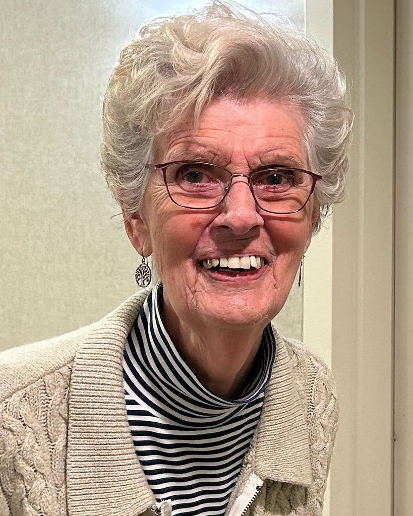 Elizabeth Barnett Profile Photo