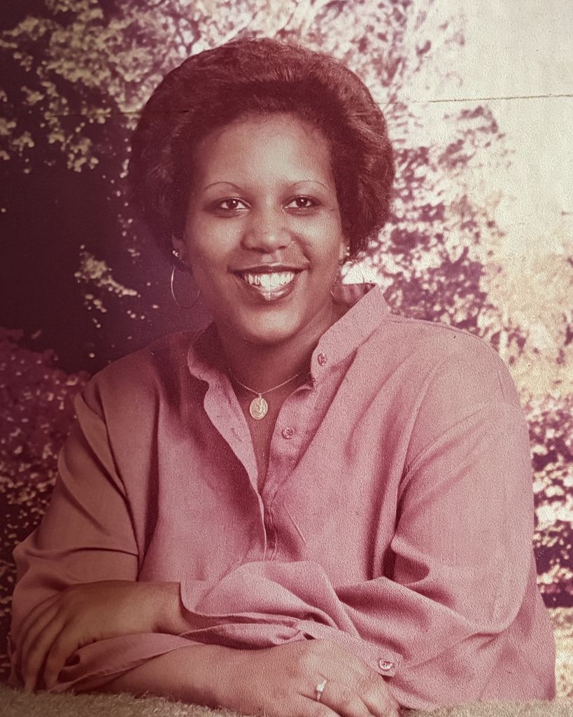 Monica Yvette Logan