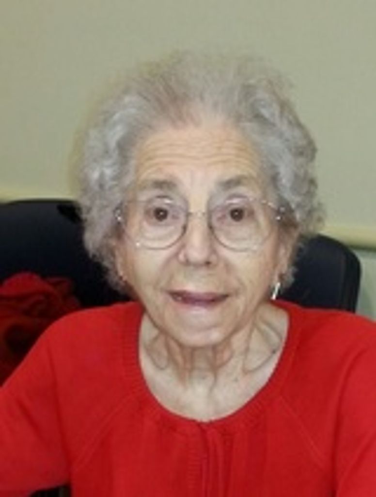 Cleo Stenzel