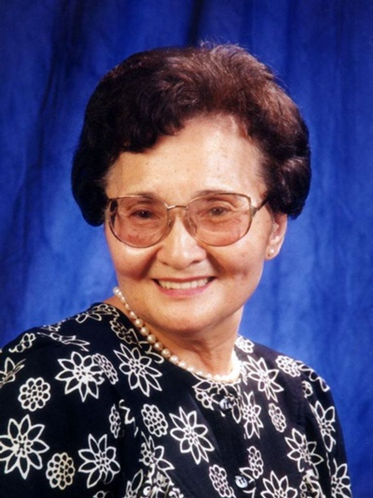 Yoshiko Lorayne Tsutsumi