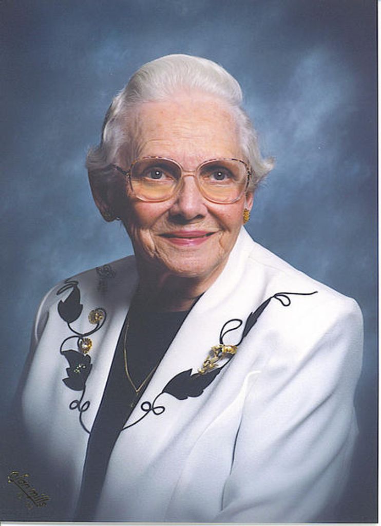 Vivian Lorraine Voorhees Profile Photo