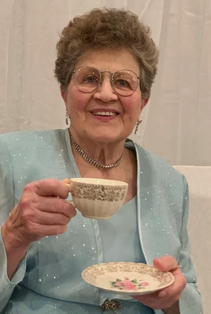 Helena Tiedeken Profile Photo