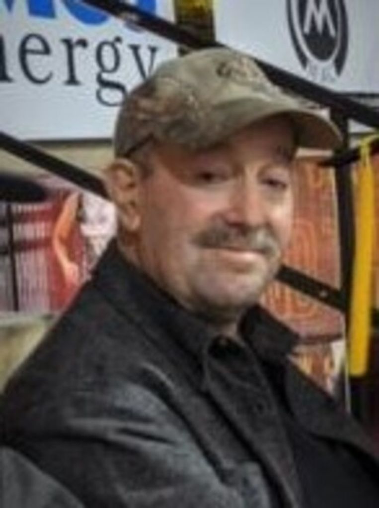 Russell Popps Profile Photo