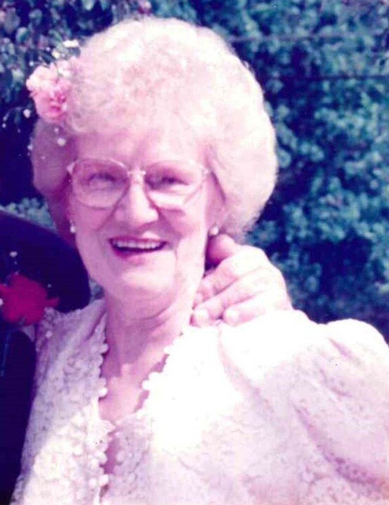 Anna Mae Manzick