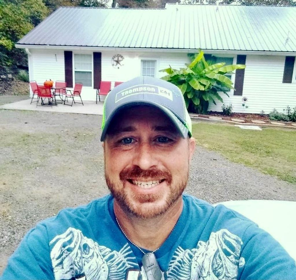 Robert Jeffrey Reed Profile Photo