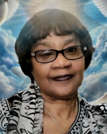 Lydia Lewis's obituary image