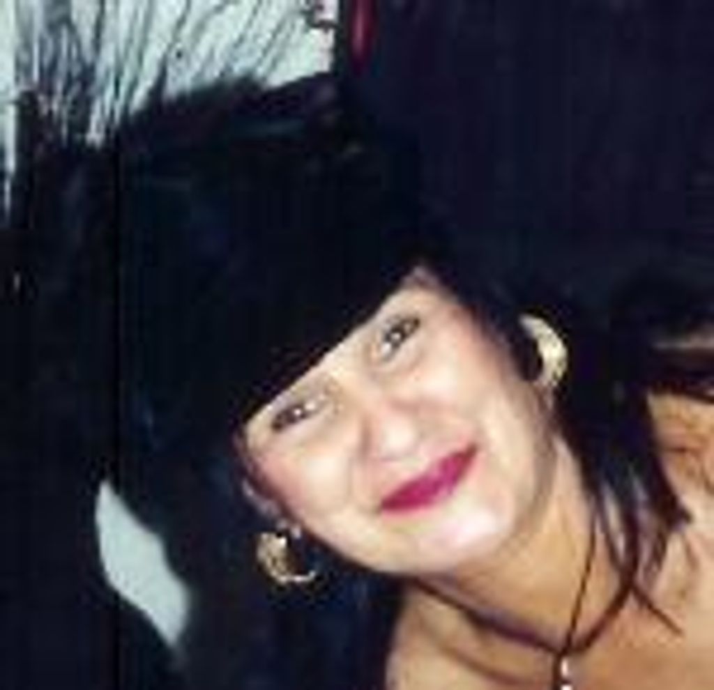 Aninha Theresa (Pina) Sylvia Ribeiro