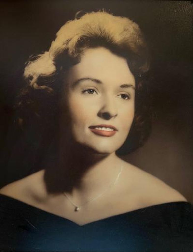 Linda Lee Adam