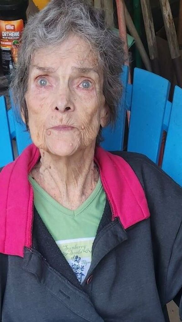 Louise Bennett Halla Profile Photo