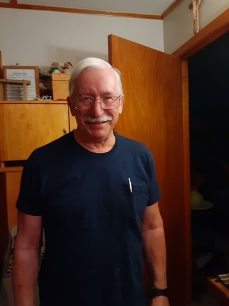 Warren Stanley Skelly Profile Photo