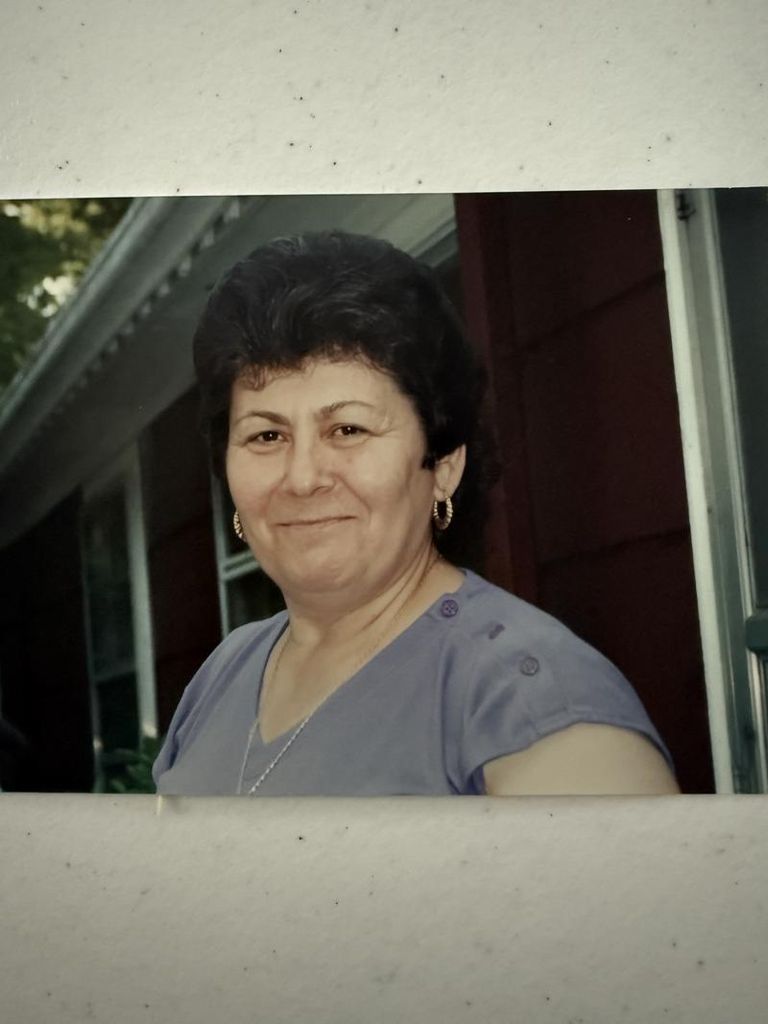 Parthena Apazidis Profile Photo