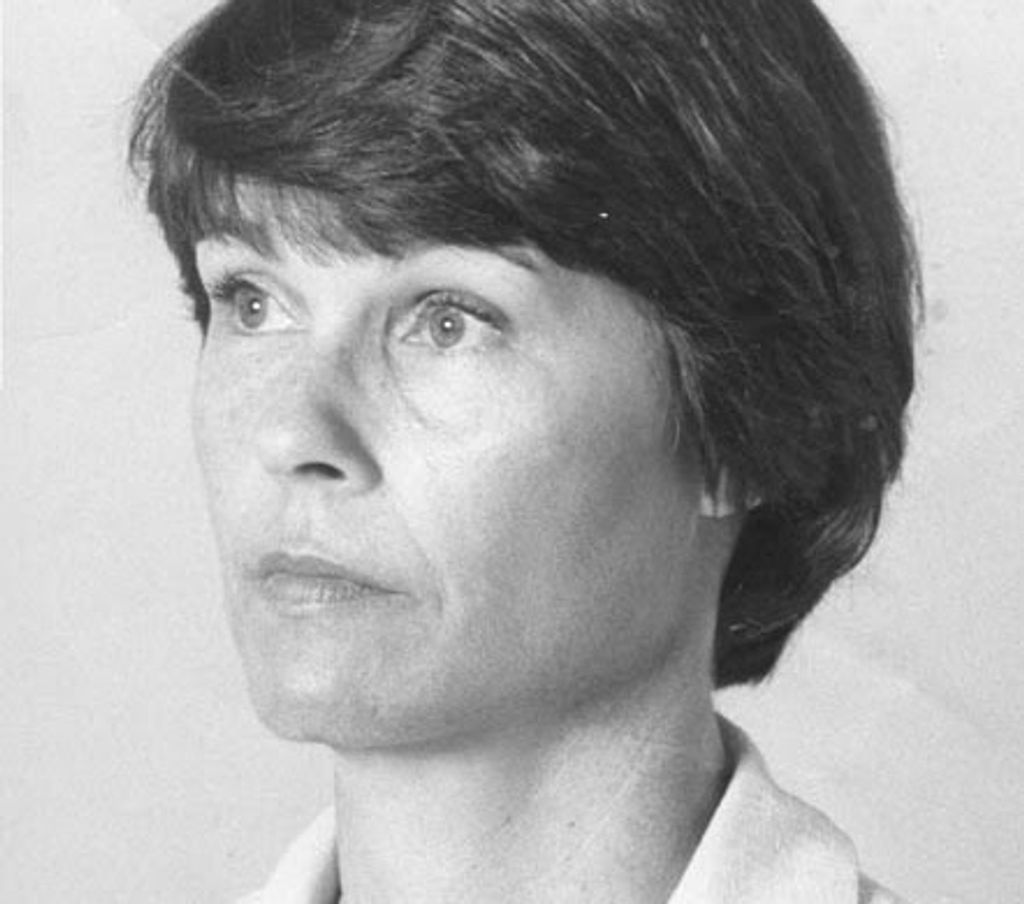 Ms. Dorothy L. Derakhshan