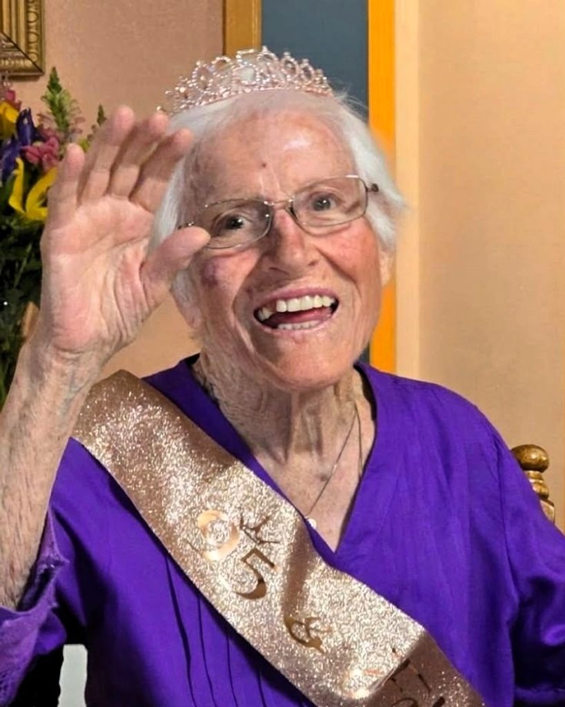 Lois Evelyn Freidenberger
