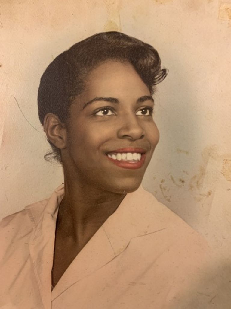 Altemese Dolores Thomas Profile Photo
