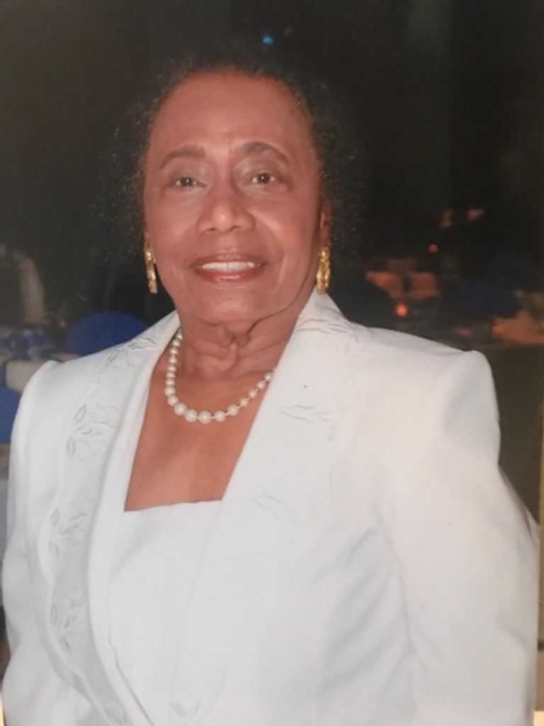 Dr. Manderline Scales