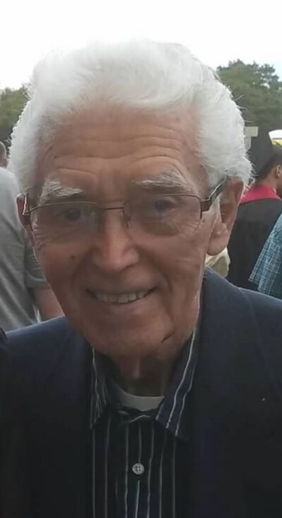 Louis Deleon Profile Photo