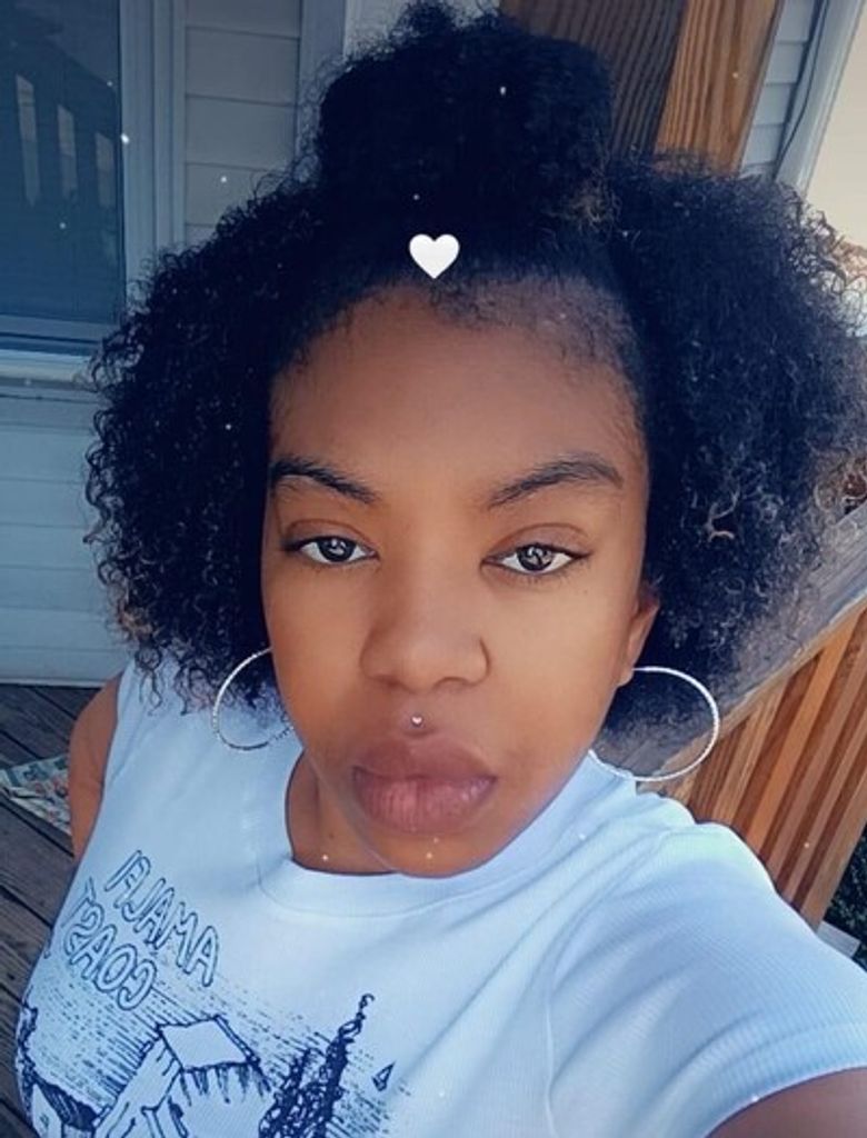 Moenisha Yvette Collins