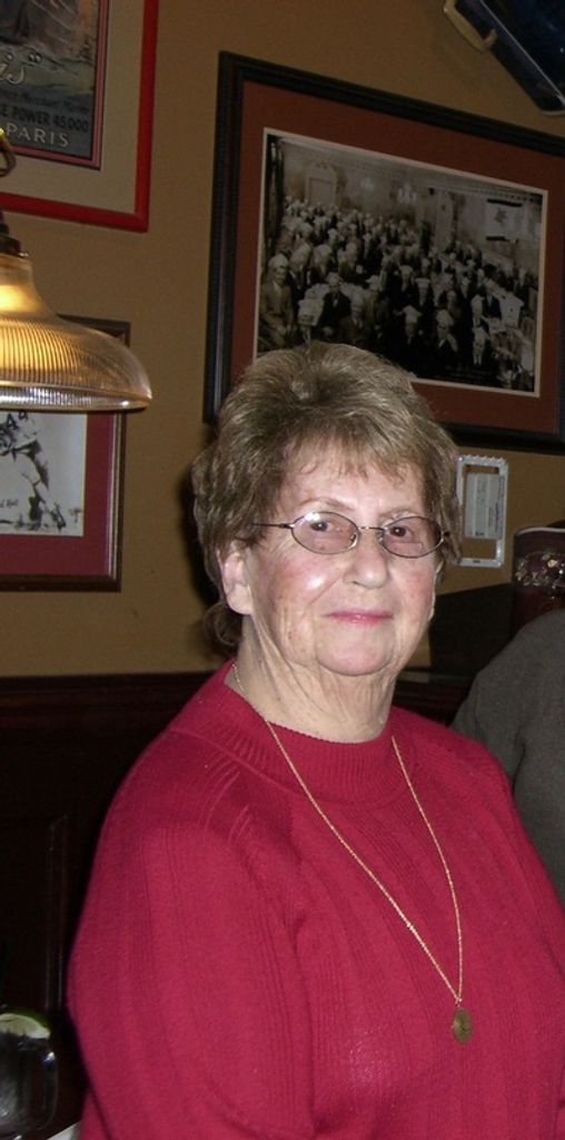 Lorraine Quinn
