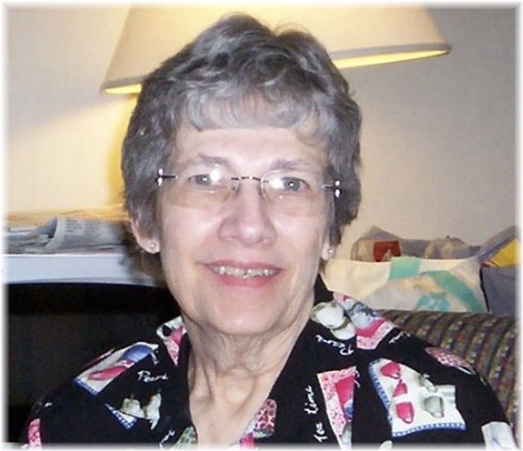 Edna E. Straub