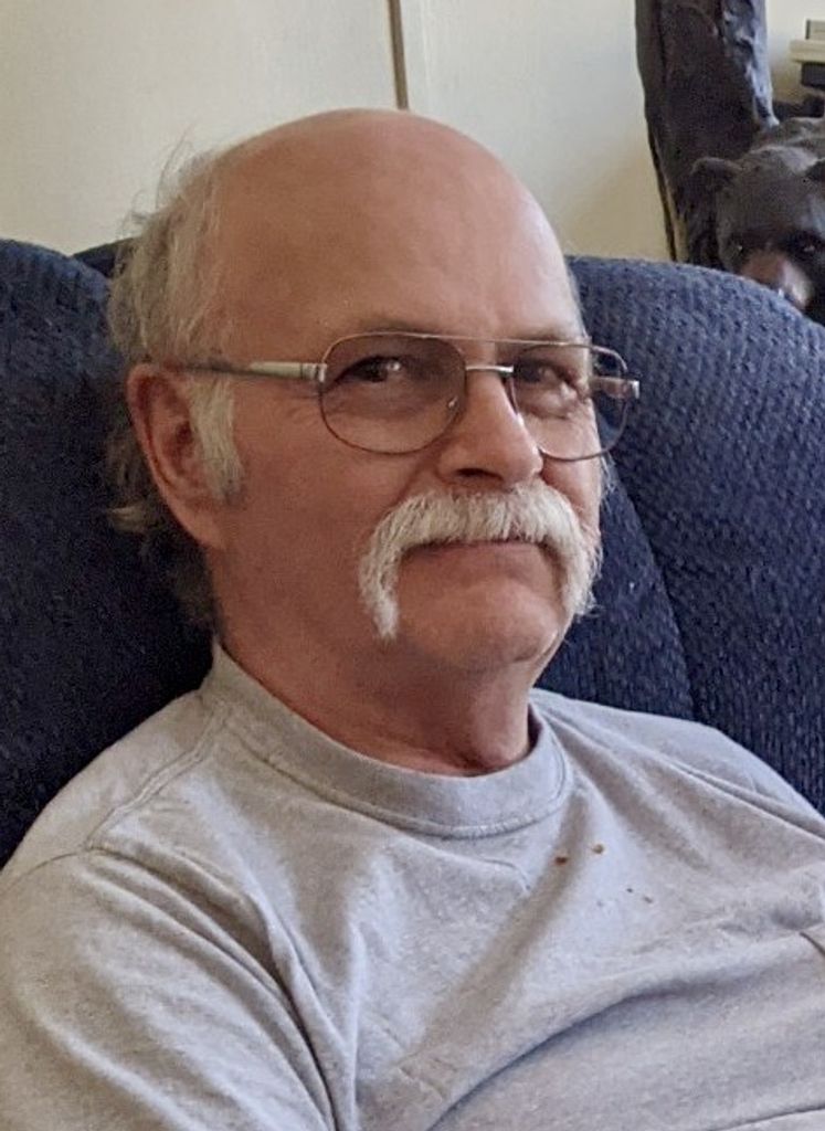 Chris Milo Bickford Profile Photo