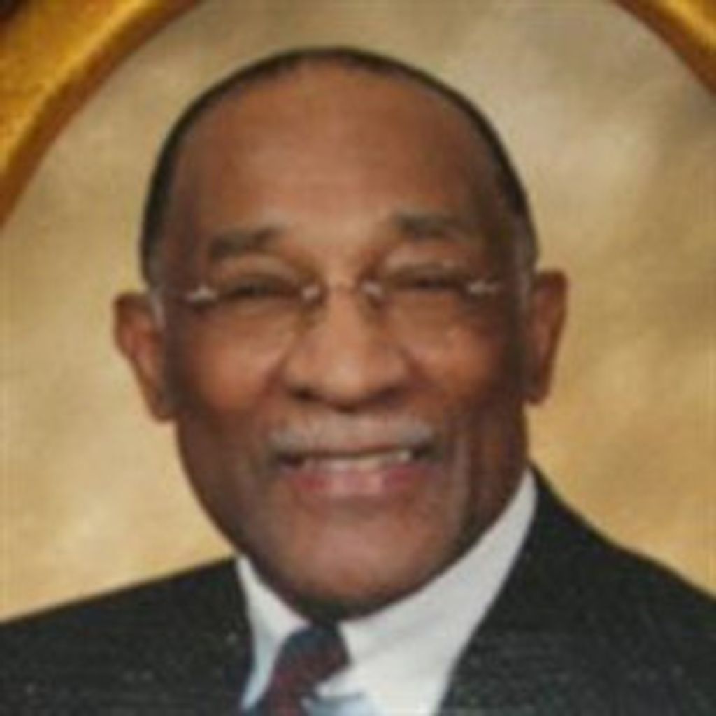 Robert Hutchins Profile Photo