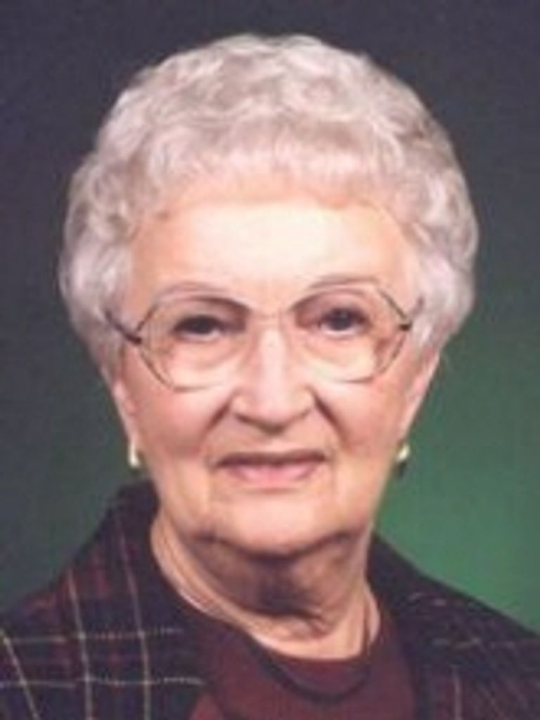 Lillian  'Lil' Sommers