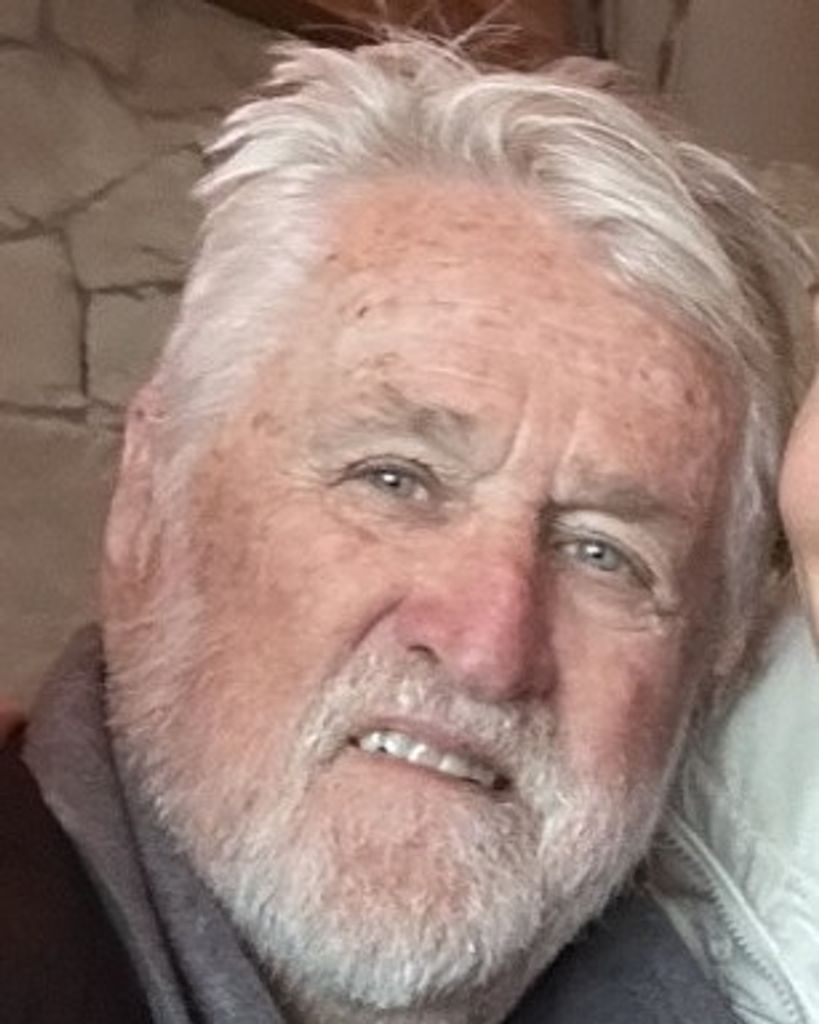 Roger Carl Riddell Profile Photo