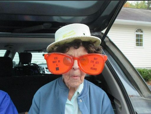 Evelyn "Miss Heide" Mae Heidebrecht photo gallery thumbnail 6 of 78