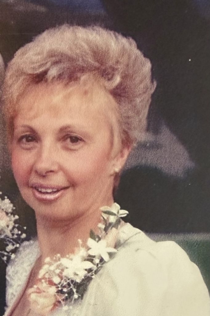 Dolores Dee Dee Placek