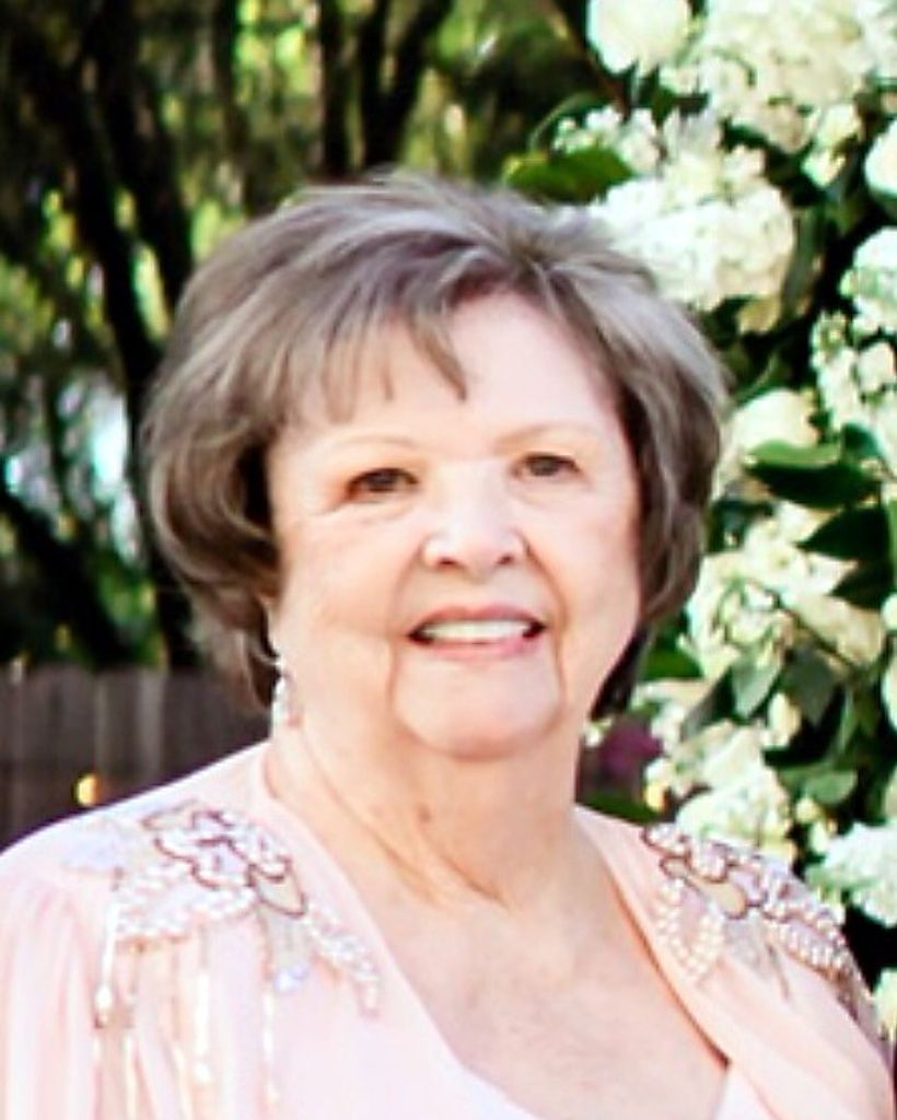Carolyn Bogenholm Profile Photo