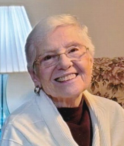 Verna F. Edwards Strandlund photo gallery thumbnail 1 of 75