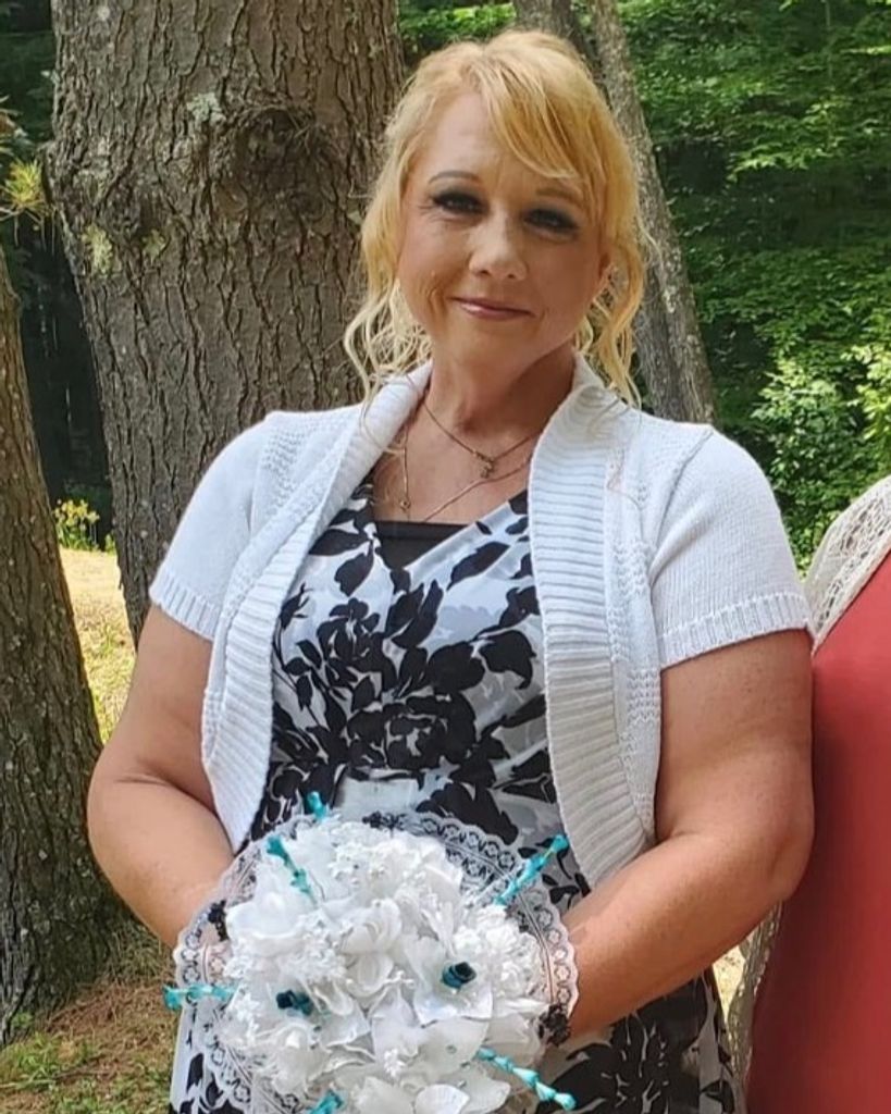 Tina Fannin Profile Photo