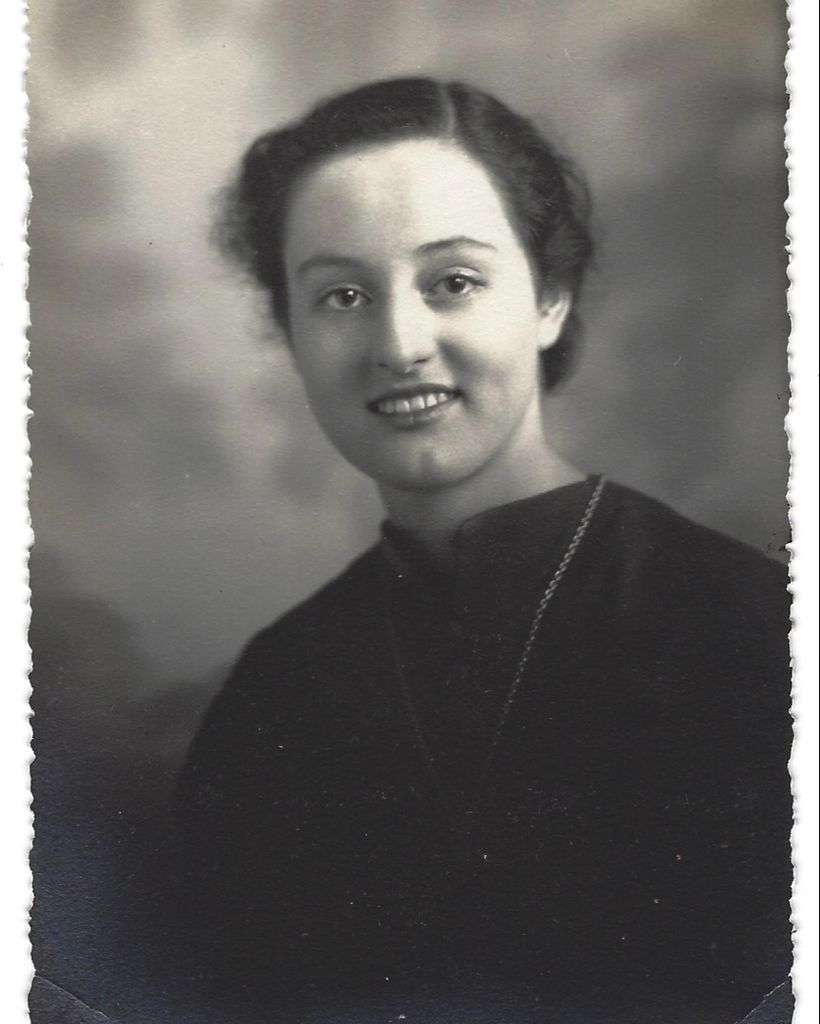 Lorraine Marion Slater Profile Photo