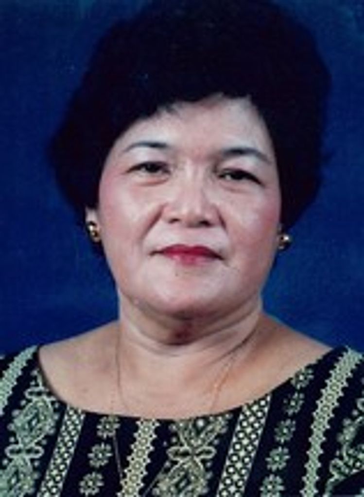 Leonora Paras