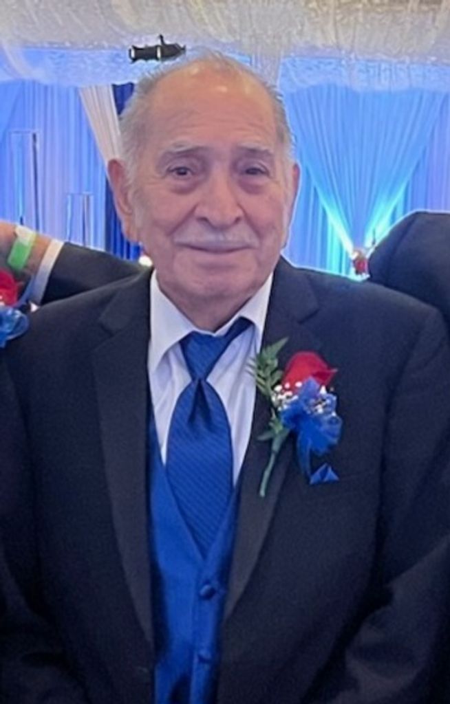 Hector W Moreno Profile Photo