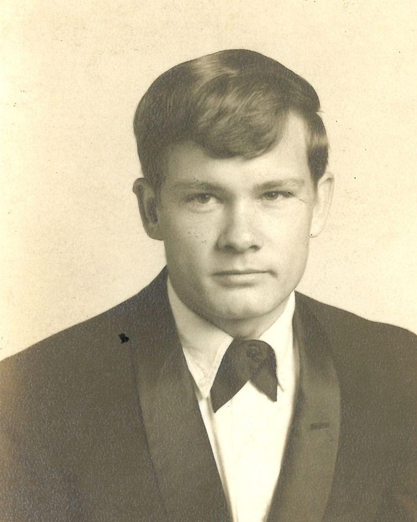 Franklin Dean Savage Profile Photo