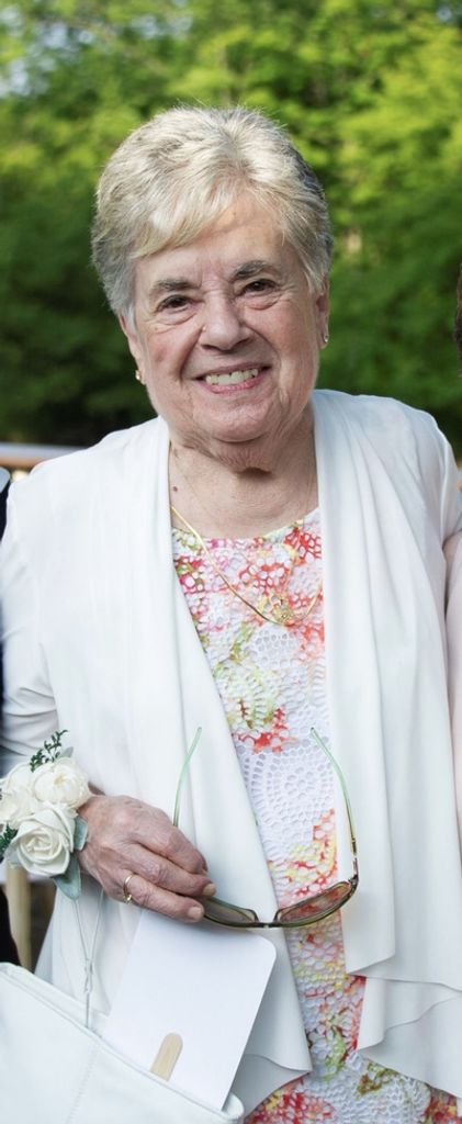 Marie Dixon Profile Photo