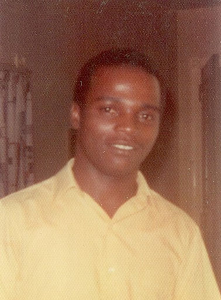Elbert Jones, Jr. Profile Photo