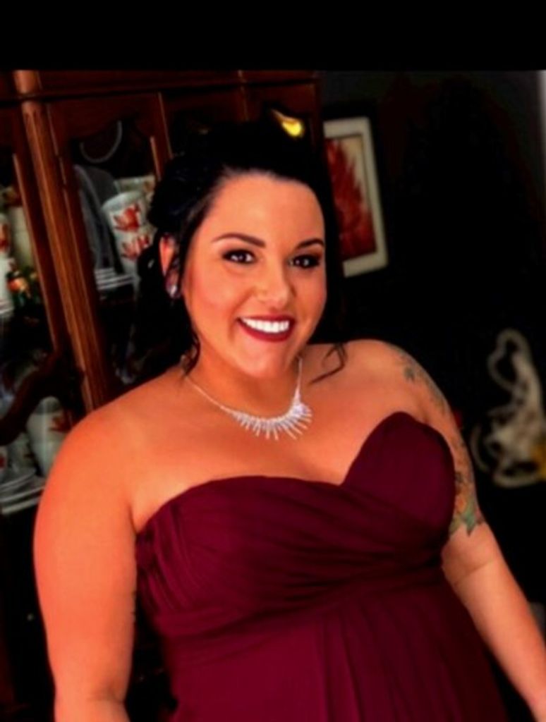 Julianne Aquino Profile Photo