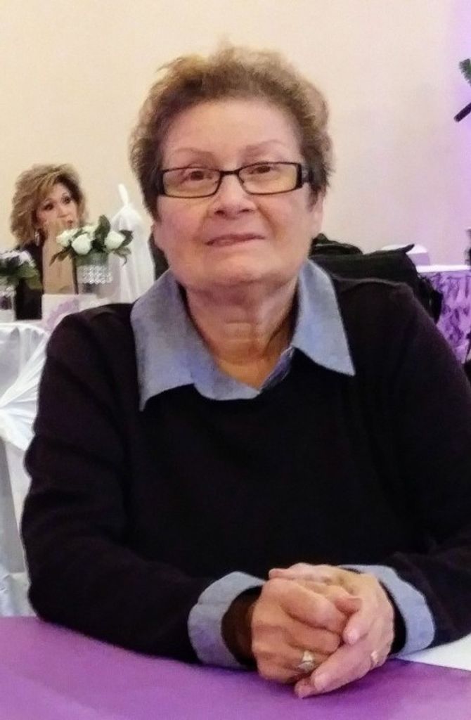 Sally Meza Profile Photo