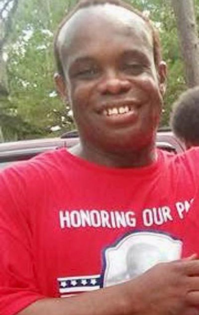 Antonio Leon Moses Profile Photo