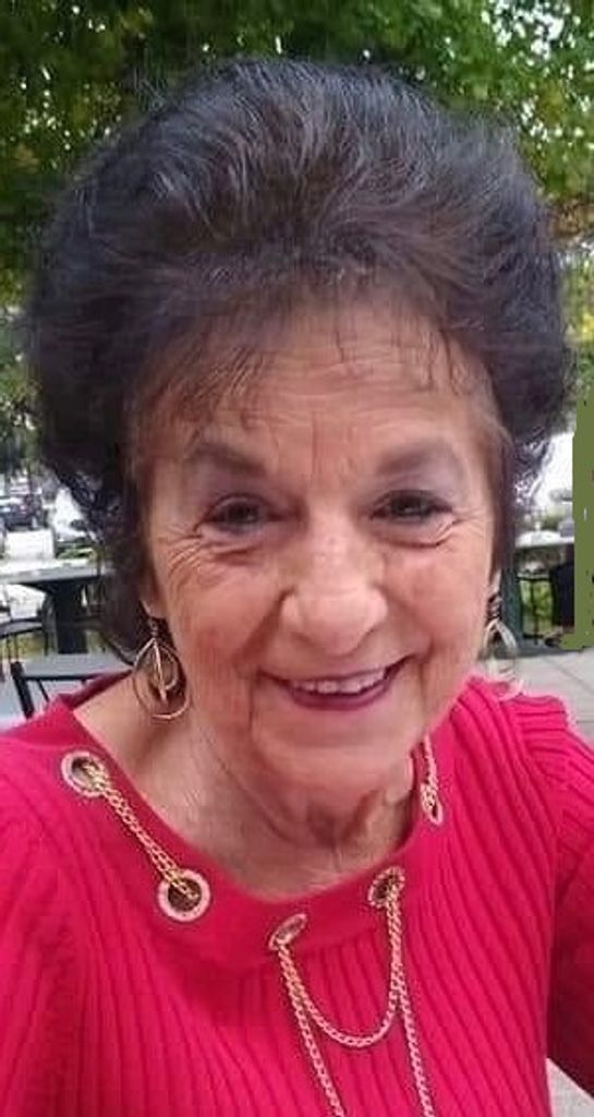 Carolyn J. (Square)  Fearing Profile Photo