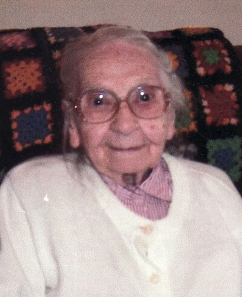 Esther R. Bennett Profile Photo