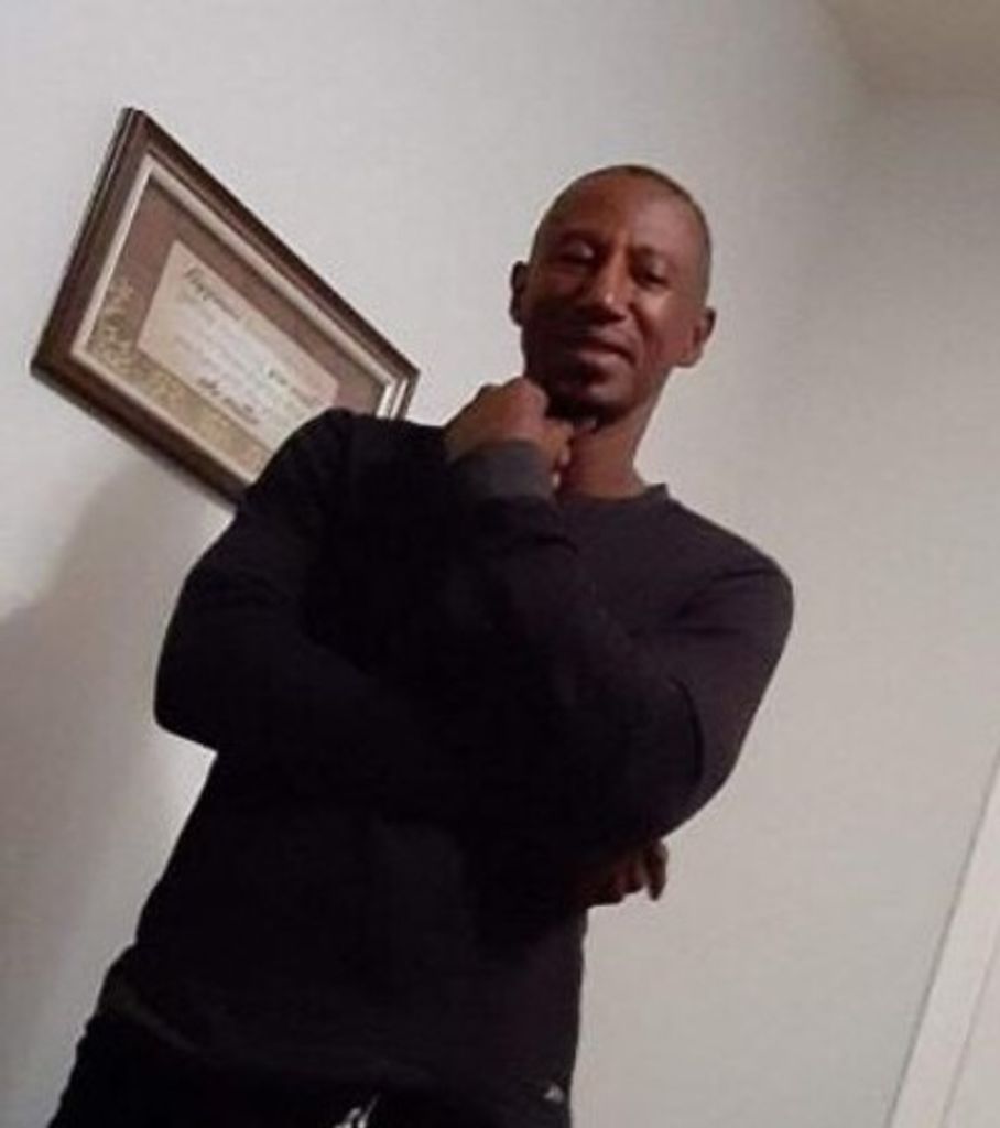 Lewis Pickett Profile Photo