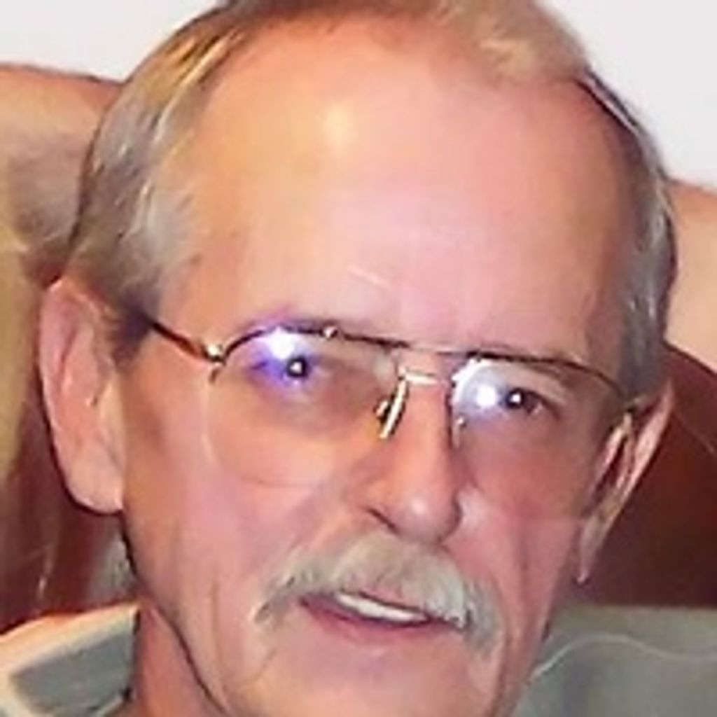 Robert (Bob) William Lorenc