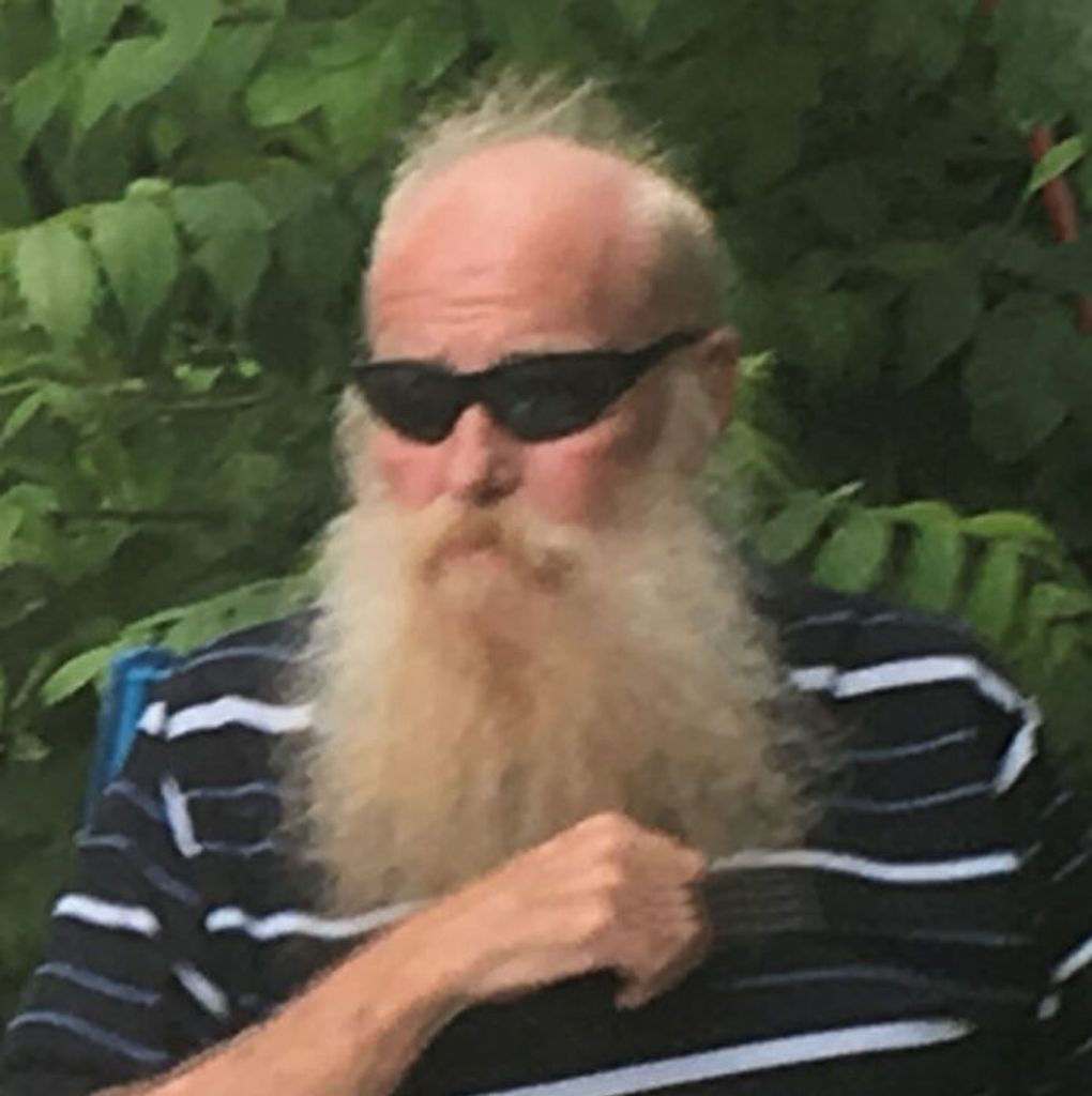 Dennis Warren