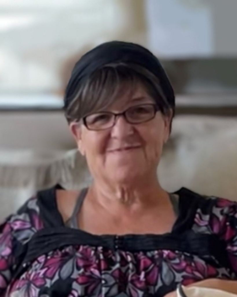 Martina Zavala Profile Photo